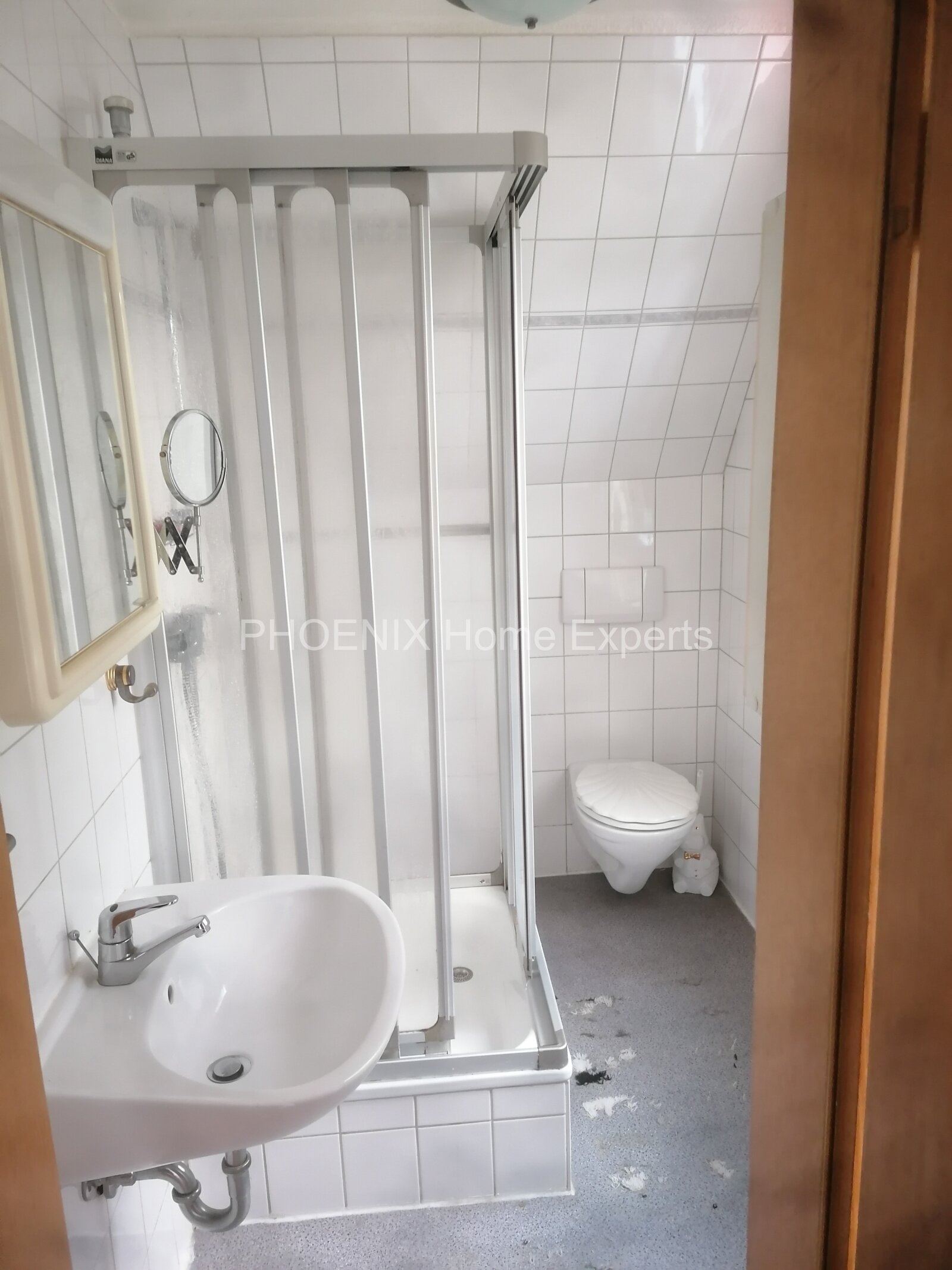 Duschbadezimmer DG